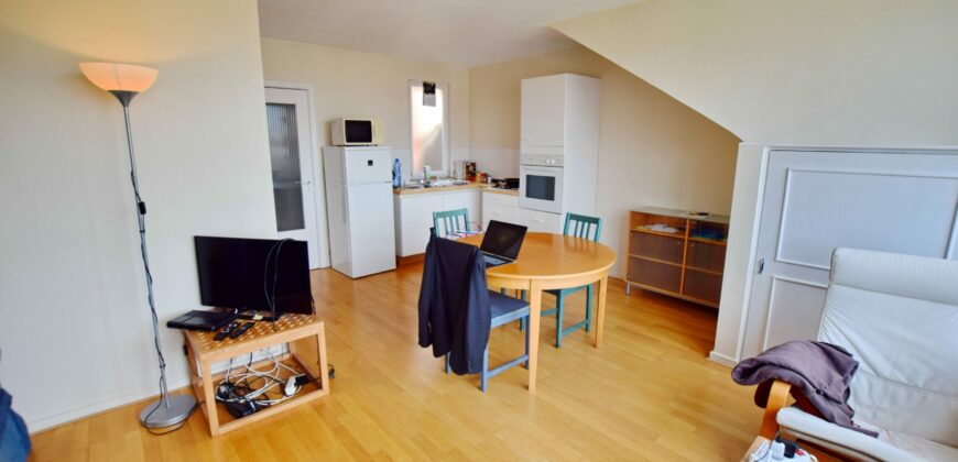 Charmant appartement cosy à Maelbeek proche du Cinquentennaire et Jourdan