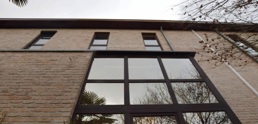 AU KATTEBROEK: BELLE MAISON DE 208M² PEB D 5 CHAMBRES