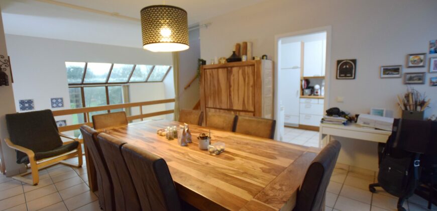 AU KATTEBROEK: BELLE MAISON DE 208M² PEB D 5 CHAMBRES