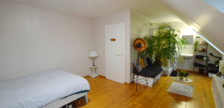 AU KATTEBROEK: BELLE MAISON DE 208M² PEB D 5 CHAMBRES