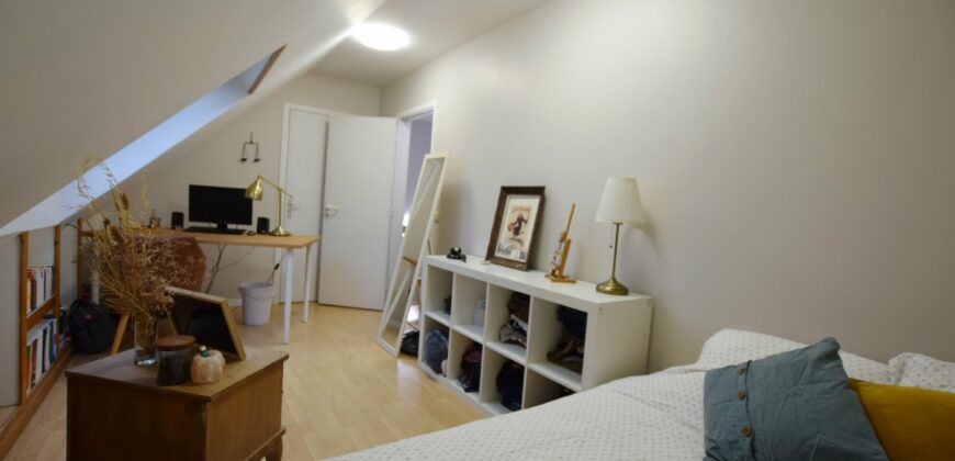 AU KATTEBROEK: BELLE MAISON DE 208M² PEB D 5 CHAMBRES