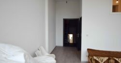Gare de Schaerbeek Immeuble mixte de rapport rez commerce , 1er une chambre, 2eme et 3ème: 3 chambres