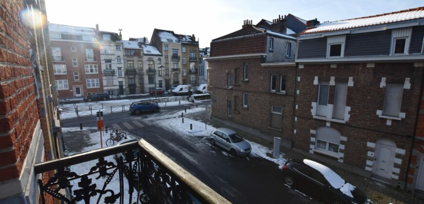 Quartier Parc Josaphat/Place de la Patrie: Belle maison Bruxelloise adaptée aux chaises roulantes