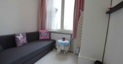 Licht appartement van 66 m² met prachtig terras met uitzicht over de stad.