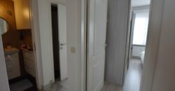 Licht appartement van 66 m² met prachtig terras met uitzicht over de stad.