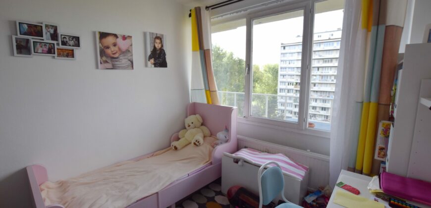 Appartement de 71m2 deux chambres Situé rue Victor Olivier 8 Anderlecht PEB D avec Terrasse
