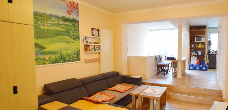 Quartier TOMBERG: VENTE: LOT: Souplex 2 chambres + bureau  avec Jardin + studio