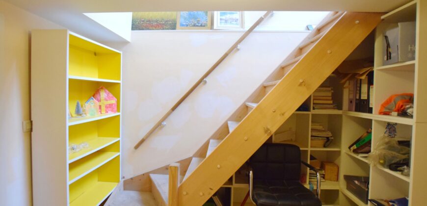 Quartier TOMBERG: VENTE: LOT: Souplex 2 chambres + bureau  avec Jardin + studio