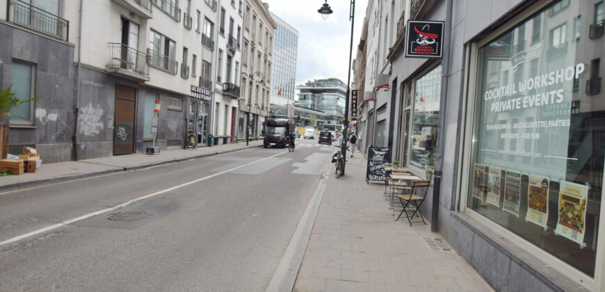 Superbe Rez de chaussée commercial ,Rue de Laeken 69 a 1000 Bruxelles