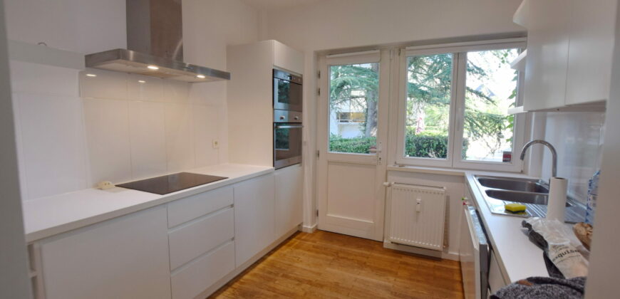 Superbe duplex 2 ch + bureau dans cadre verdoyant