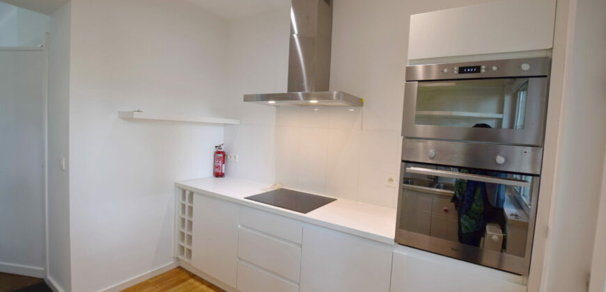Superbe duplex 2 ch + bureau dans cadre verdoyant