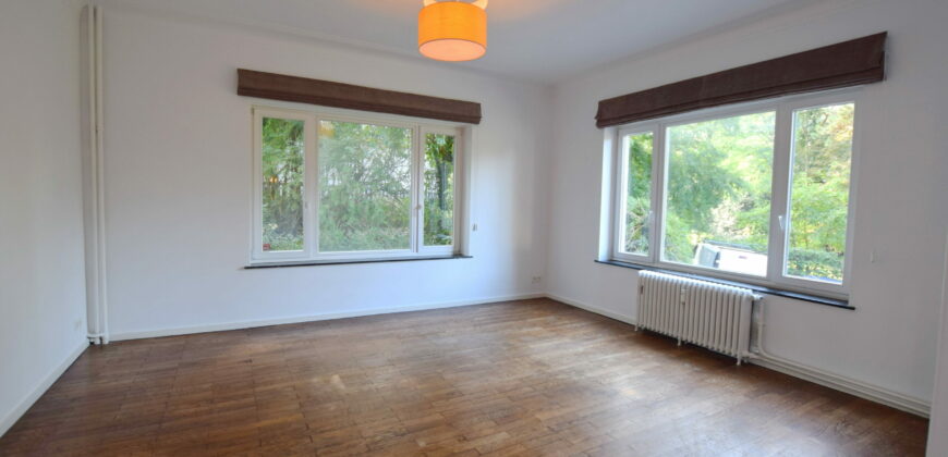 Superbe duplex 2 ch + bureau dans cadre verdoyant