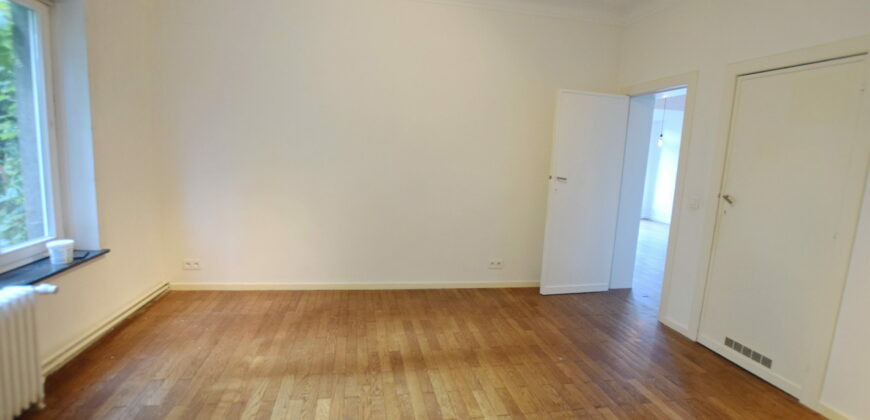 Superbe duplex 2 ch + bureau dans cadre verdoyant